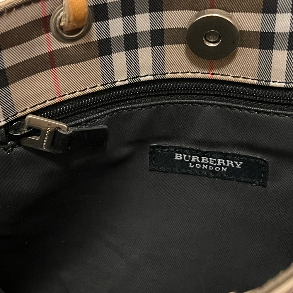 Burberry Small Tote Handbag Check Plaid Women Great Condition - Picture 4 of 9